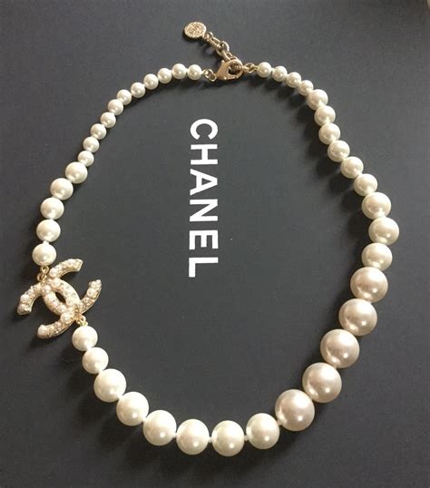 coco chanel pearl ne|Chanel cc necklace.